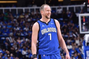 ayx爱游戏官网 -关于清晨奥兰多魔术备战NBA季后赛，门线救险细节曝光，更衣室稳定，团队化学反应显著的信息