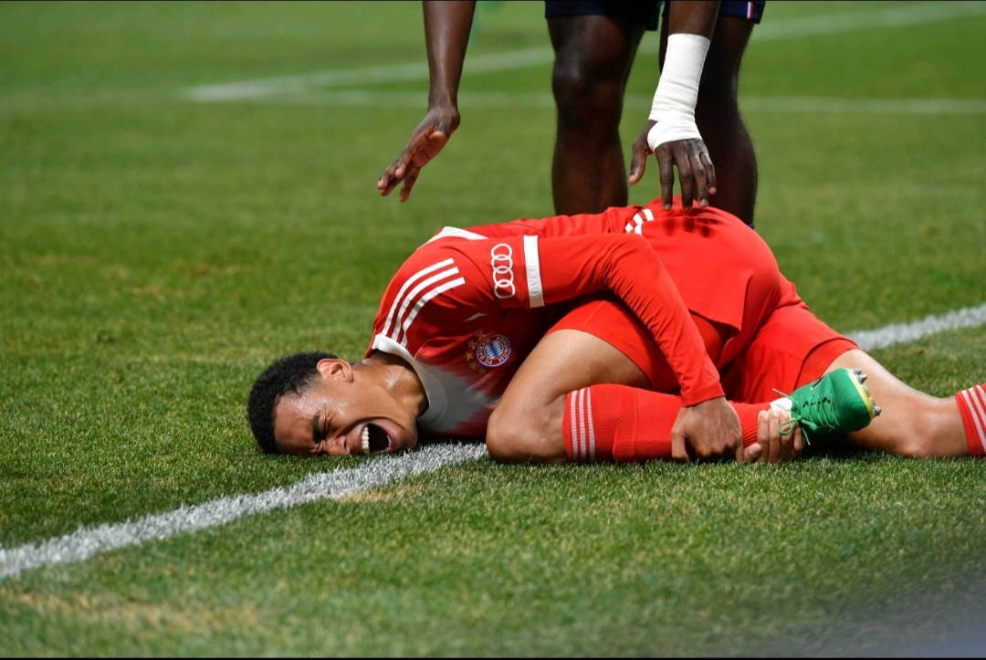 德甲赛前再迎强敌；曼联单刀错失；主帅态度：目标明确；训练强度明显提升的简单介绍