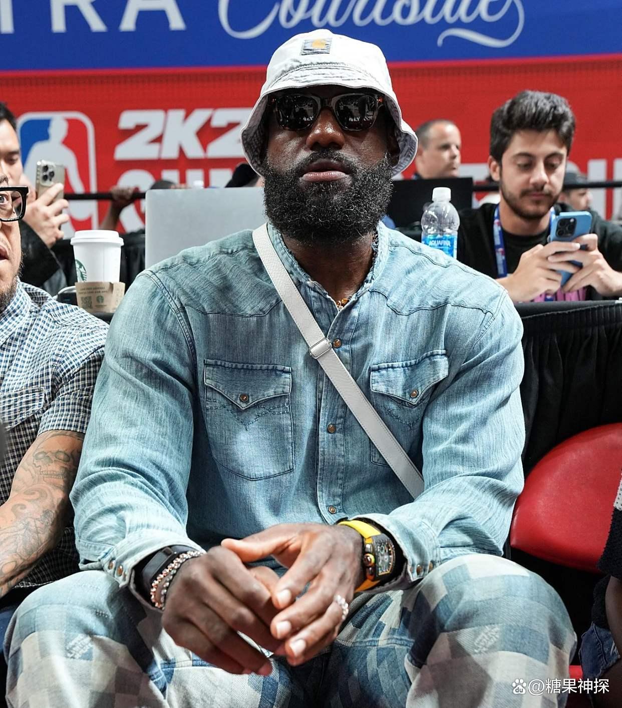 包含洛杉矶湖人迎欧超杯关键赛；国际比赛日状态回暖；引发热议；资深球员宣示担当的词条